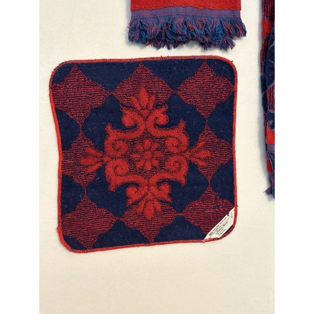 Fashion Manor 5pc Vtg Bath Towel/Washcloth/HandTowel Set/BlueRed/60s-70's/Fringe